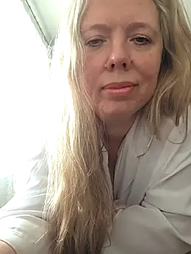 Irina3718 online show from February 2, 10:58 am