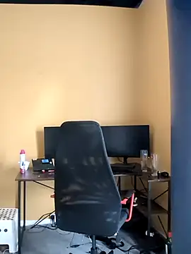 Snapshot of Nick-Ox chatting on March 21, 7:22 am Nick-Ox online show from March 21, 7:22 am