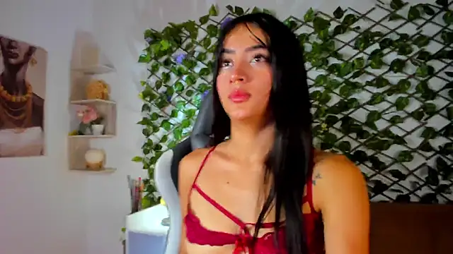 Snapshot of alice_rous21 chatting on September 22, 1:35 pm alice rous21 online show from September 22, 1:35 pm