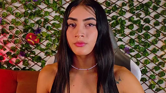 Snapshot of alice_rous21 chatting on October 26, 7:20 pm alice rous21 online show from October 26, 7:20 pm