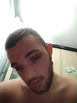 Snapshot of Francescodicristina44 chatting on June 3, 1:25 pm Francescodicristina44 online show from June 3, 1:25 pm
