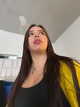 LunaCandy  online show from February 4, 2:34 pm