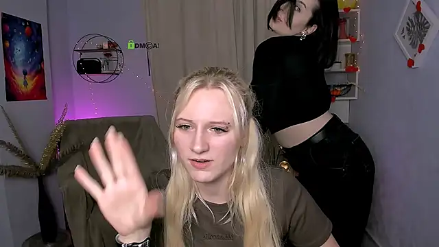 madam uliis online show from February 24, 6:17 pm