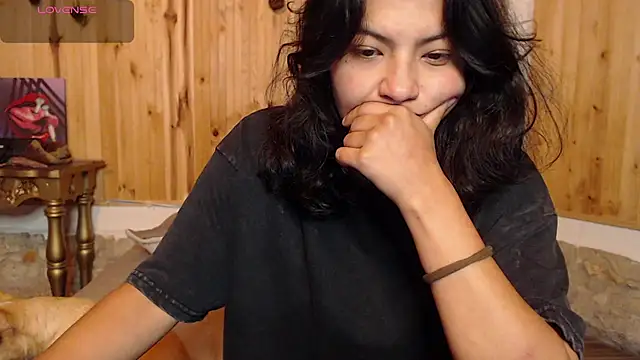 Snapshot of Asaray_T chatting on July 3, 11:00 pm Asaray T online show from July 3, 11:00 pm