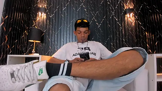 Gregory Sforza online show from February 20, 7:36 pm