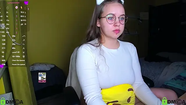 Snapshot of Lilysweet13 chatting on November 26, 7:26 pm Lilysweet13 online show from November 26, 7:26 pm