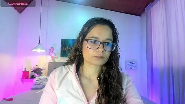 Rose Thompson1 online show from April 19, 1:43 pm