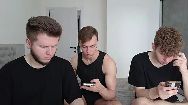Snapshot of boys_sobolisha chatting on July 12, 8:27 am boys sobolisha online show from July 12, 8:27 am