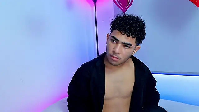 Snapshot of LucasCarterr_ chatting on March 19, 2:46 pm LucasCarterr online show from March 19, 2:46 pm