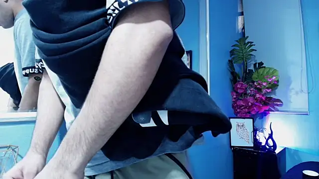 Snapshot of LucasCarterr_ chatting on September 26, 3:43 am LucasCarterr online show from September 26, 3:43 am