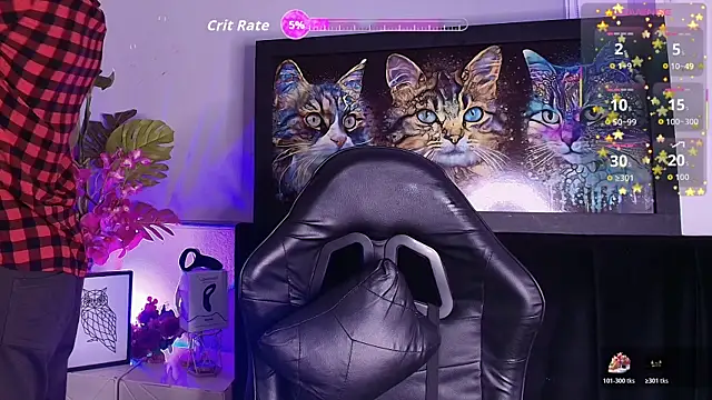 Snapshot of LucasCarterr_ chatting on October 23, 4:34 am LucasCarterr online show from October 23, 4:34 am