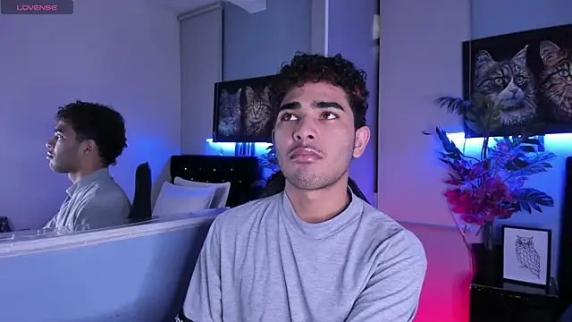 Snapshot of LucasCarterr_ chatting on November 23, 3:50 am LucasCarterr online show from November 23, 3:50 am