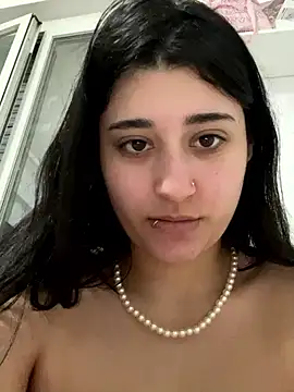 Snapshot of SashaLuss_ chatting on March 19, 6:44 pm SashaLuss online show from March 19, 6:44 pm