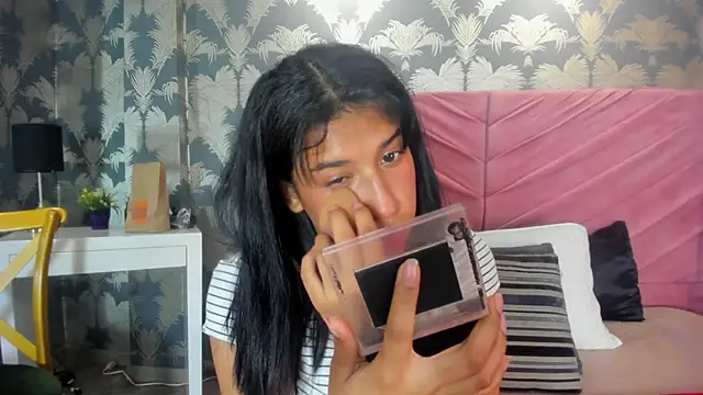 Karin Ks online show from October 16, 7:26 pm