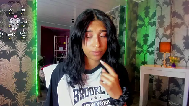 Karin Ks online show from February 5, 3:44 am