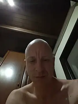 svenpfeifer online show from July 13, 9:39 pm