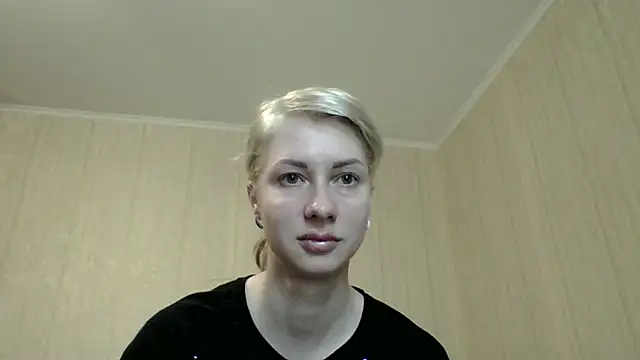 Snapshot of _Black-Panther_ chatting on June 9, 7:20 am Black-Panther online show from June 9, 7:20 am