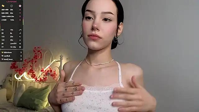 glamourr online show from January 9, 9:45 am