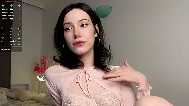 Snapshot of glamourr chatting on May 28, 6:54 am glamourr online show from May 28, 6:54 am