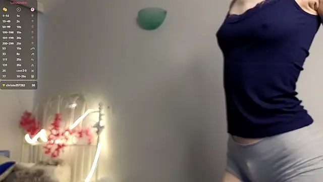 Snapshot of glamourr chatting on June 5, 9:48 am glamourr online show from June 5, 9:48 am
