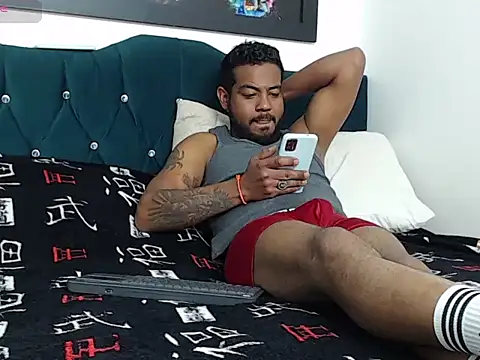 BladeFoxxx1 online show from September 24, 2:42 pm