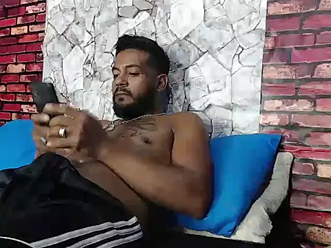 BladeFoxxx1 online show from April 20, 8:54 pm