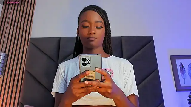 Kendallross28 online show from September 16, 1:56 pm