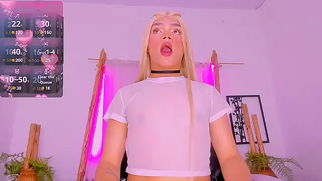 Brithanycullen online show from March 23, 4:38 am