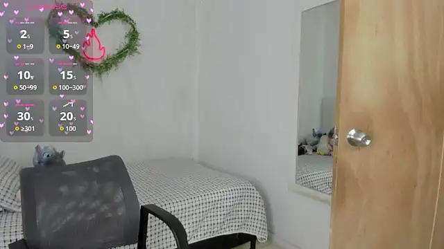 Brithanycullen online show from April 21, 7:36 am