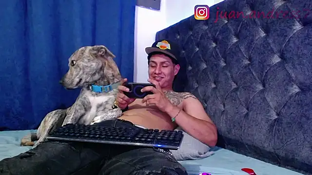 Stone grey1  online show from February 17, 3:58 am