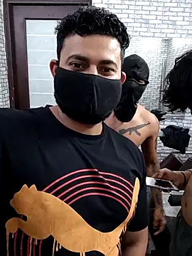 sumitsharma72 online show from April 22, 6:09 pm