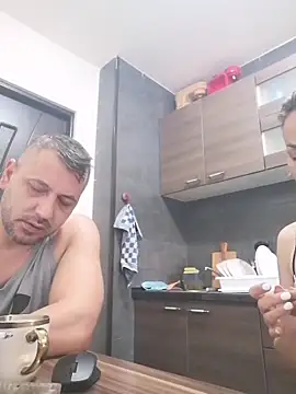 Snapshot of yourflowerpink chatting on October 22, 6:13 am yourflowerpink online show from October 22, 6:13 am