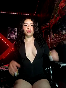 Tracy KS online show from March 21, 12:28 pm