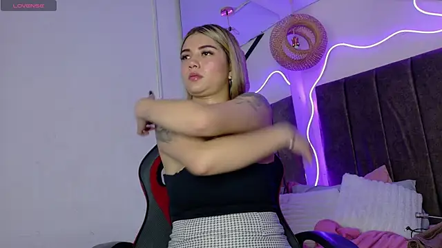 natasha  black online show from September 8, 7:46 pm