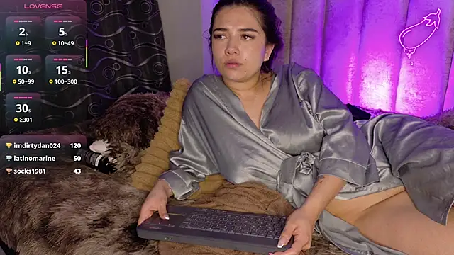 natasha  black online show from December 19, 7:26 am