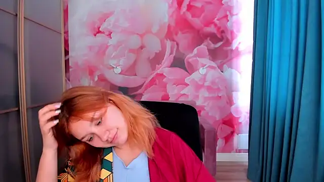 AngelinaLow online show from April 24, 11:45 am