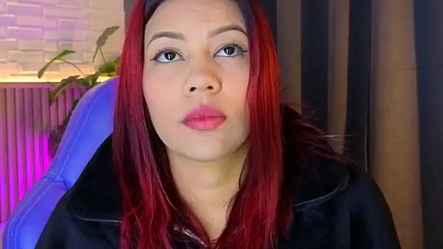 TiffanyWalk online show from November 21, 11:09 am