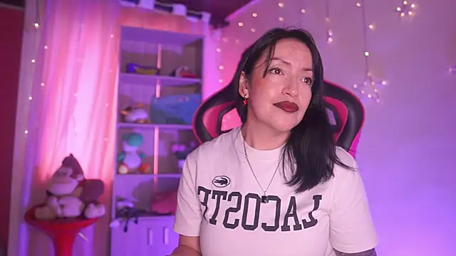 Madison Mayer online show from April 21, 12:44 pm