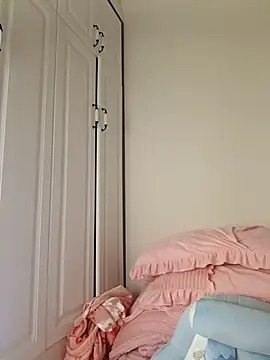 aa520uv online show from March 18, 2:04 pm