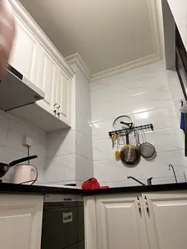 aa520uv online show from September 29, 1:38 pm