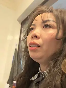 aa520uv online show from February 23, 7:28 am