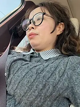 aa520uv online show from March 11, 5:57 am