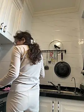 aa520uv online show from April 15, 1:56 am