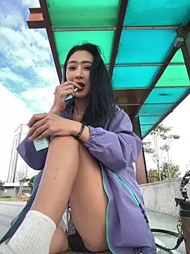 Snapshot of linger-23 chatting on November 6, 7:20 am linger-23 online show from November 6, 7:20 am