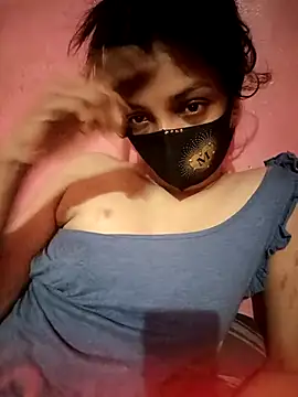 Night--Queen online show from March 17, 9:34 pm