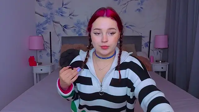 Cute kitty- online show from November 14, 11:57 pm