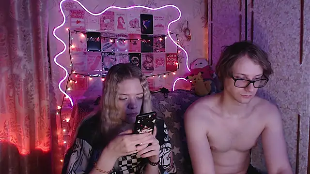 Your Horny Friends online show from November 22, 3:22 pm