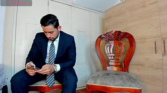 Snapshot of pleasurecompany3 chatting on March 14, 7:34 pm pleasurecompany3 online show from March 14, 7:34 pm