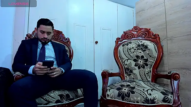 Snapshot of pleasurecompany3 chatting on March 22, 12:39 am pleasurecompany3 online show from March 22, 12:39 am