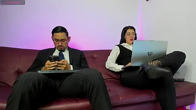 Snapshot of pleasurecompany3 chatting on September 27, 3:00 am pleasurecompany3 online show from September 27, 3:00 am